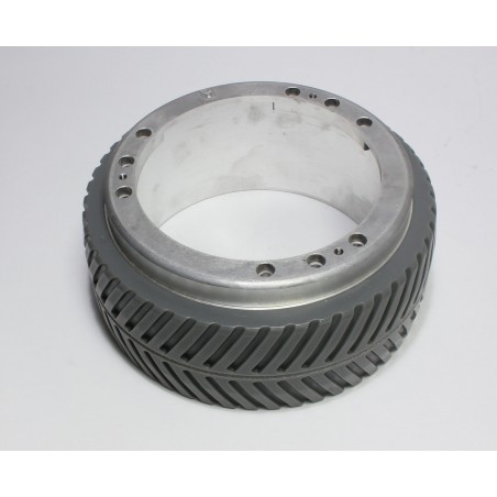 ROUE MOTRICE KARCHER  largeur bandage 9cm + 2cm déport   11cm  Diam ext 24.5 cm  Diam int 19.5 cm