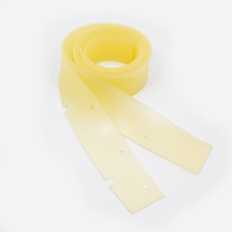 KIT LAMELLES SUCEUR LG819/847MM EN POLYURETHANE (PU) POUR AUTOLAVEUSE NUMATIC